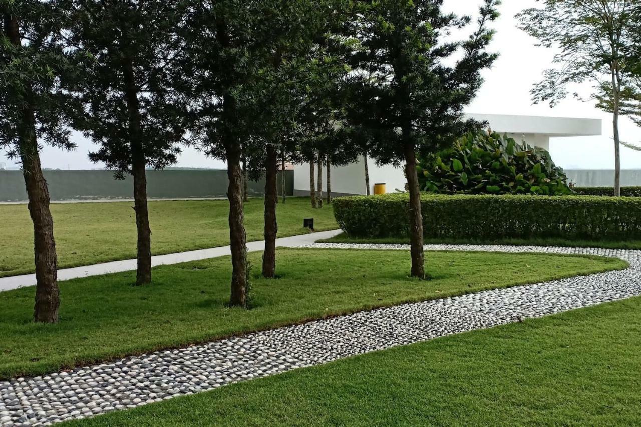 Manee Home Kota Damansara Kuala Selangor Luaran gambar