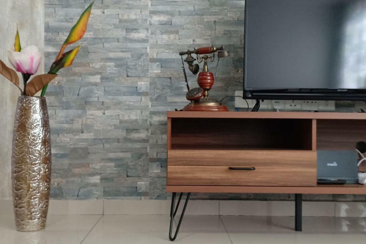 Manee Home Kota Damansara Kuala Selangor Luaran gambar