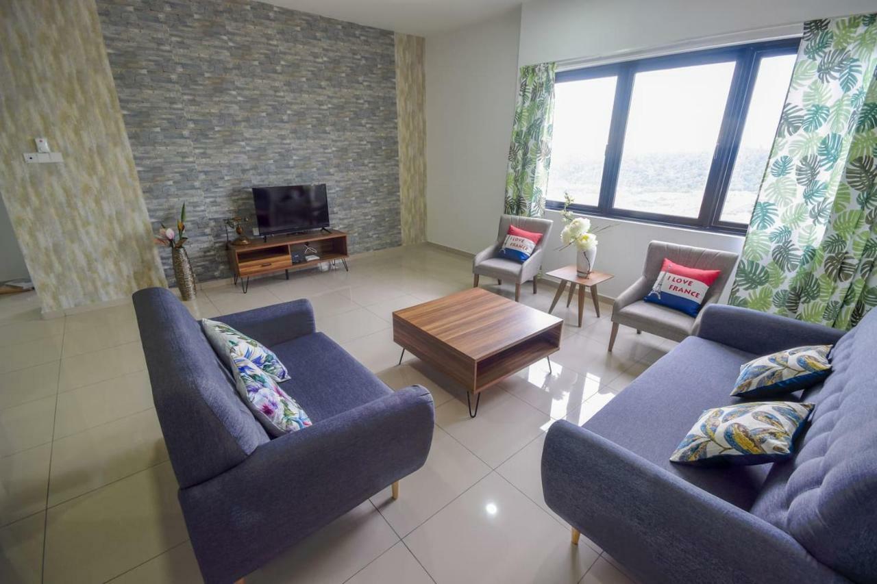 Manee Home Kota Damansara Kuala Selangor Luaran gambar